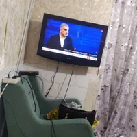 تلویزیون ال جی۳۲ باپایه دیواری ففط۴۴۰۰|تلویزیون و پروژکتور|قم, آذر (نکویی)|دیوار