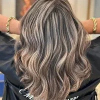 خدمات رنگ مو|خدمات آرایشگری و زیبایی|خرمشهر, |دیوار