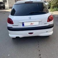 فروش ۲۰۶ مدل ۹۷ یه گلگیر رنگ