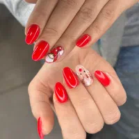 کاشت و ترمیم ناخن در پردیس حتی در ایام عید