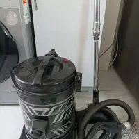 جاروبرقی سالم و کم کار