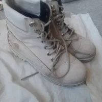 دو جفت کفش سایز۳۸-۳۹ هرکی نیاز داره پیام بده
