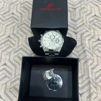 ساعت دریم سه موتوره نمادین