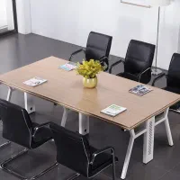 استخدام بانوان عزیز