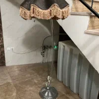 آباژور ایستاده خوش رنگ