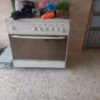 گاز پنج شعله فر دار در حد نو و سالم جای تخفیف|اجاق گاز و لوازم برقی پخت‌وپز|بابل, |دیوار