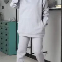 تعدادی لباس پاییزه و زمستانه|لباس|فولادشهر, مسکن مهر فولادشهر|دیوار