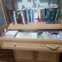 کمد و ویترین و جا کتابی تمیز و شیک|کتابخانه، شلف، قفسه‌های دیواری|اراک, |دیوار