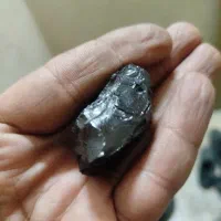 شهاب سنگ|کلکسیون اشیاء عتیقه|اصفهان, بوستان ناژوان|دیوار