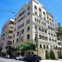 سه نبش 205متر آخرین واحد موجود آکواریوم نور