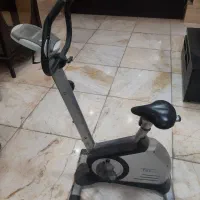 دوچرخه ثابت ورزشی