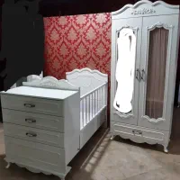 تخت و کمد کودک