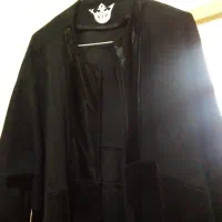 پالتو نو نو|لباس|خوی, |دیوار