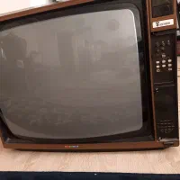 تلویزیون قدیمی تمیز و سالم ۲۵ اینچ