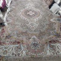 فرش کاشان هفتصدشانه سه درچهاریک عدد