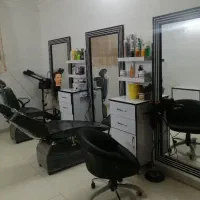 لوازم آرایشگاه زنانه قیمت توافقی.توضیحات رو بخونید