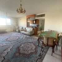 اپارتمان۱۳۰ متری۲ خواب خیابان اقایی