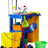 خانم نظافتچی