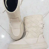 دو عدد کفش بچگانه کاملا سالم سایز ۳۵|کفش و لباس بچه|رشت, استقامت ۱|دیوار