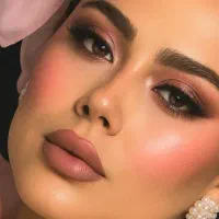 آموزش تخشصی میکاپ و خود آرایی
