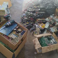 لب تاب های قدیمی و خراب وکیس قدیمی برمیداریم|خدمات رایانهای و موبایل|تبریز, |دیوار