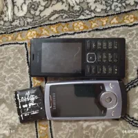 دو عدد گوشی