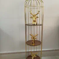 قفس سه طبقه، دکوری