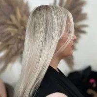 تخفیف ویژه رنگ مو در سالن زیبایی عروس|خدمات آرایشگری و زیبایی|پرند, فاز ۲|دیوار