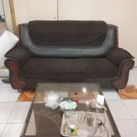 مبل سه نفره و گل میز