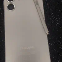 گوشی s24 الترا کم کارکرد در حد نو