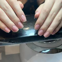 ترمیم /کاشت ناخن / ژلیش|خدمات آرایشگری و زیبایی|شیراز, ریشمک|دیوار
