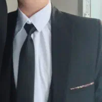 کت شلوار پسرانه شیک و نو به همراه کفش