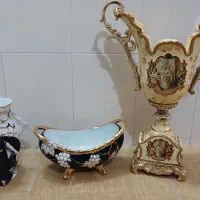 تعدادی ظروف قدیمی کمیاب  چینی مهر کرم