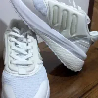 کتونی اسپرت آدیداس.بوست سفید.سایز۳۷و۳۸