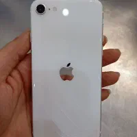 iPhone se 2020|موبایل|مشهد, ده دی|دیوار