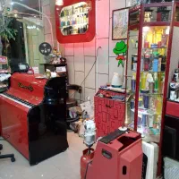 فروش کلیه دکوراسیون ومیزکارسالن پیرایش
