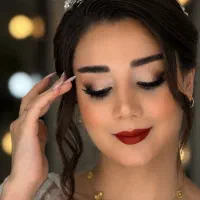 میکاپ و شنیون حرفه ای (با تخفیف ویژه)|خدمات زیبایی و سلامت|رشت, معلم|دیوار