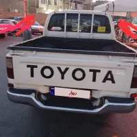 هایلوکس دوکابین مدل ۲۰۰۲ بدونه رنگ