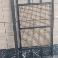 دربعقبباربندمزدابامیلهبالایدرب