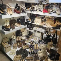 نیازمند انبار دار و خدماتی برای فروشگاه کفش زنانه