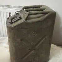 گالون آمریکایی رنگ فابریک اصل|کلکسیون اشیاء عتیقه|تبریز, |دیوار