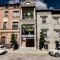 تجاری لوکس خیابان سعادتی (مشرف به جمهوری فردوسی)