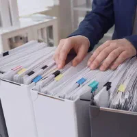 انجام امور ثبتی و شهرداری و دفتر اسناد رسمی