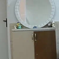 اینه بزرگ نو