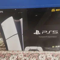 پی اس 5 نو. همراه فاکتور خرید.