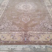 یک جفت فرش کرم کردویی