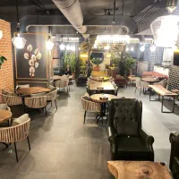 سالن دار خانم و آقا