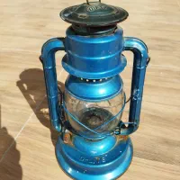 چراغ نفتی قدیمی و در حد نو|کلکسیون اشیاء عتیقه|اصفهان, باب الدشت|دیوار