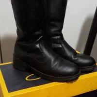 چکمه زیپ دار