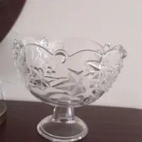 میوه خوری پایه دار